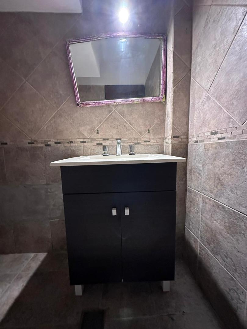Depto Tipo Casa 3 ambientes con 1 baño