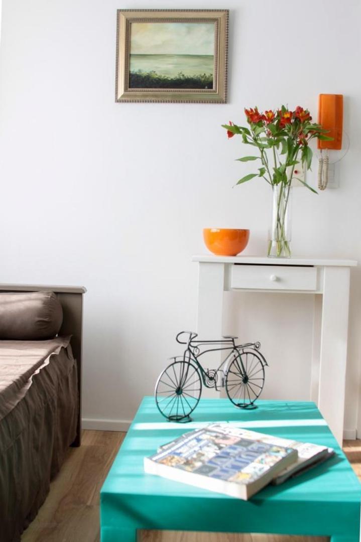 Jose Ingenieros 400, Piso 1