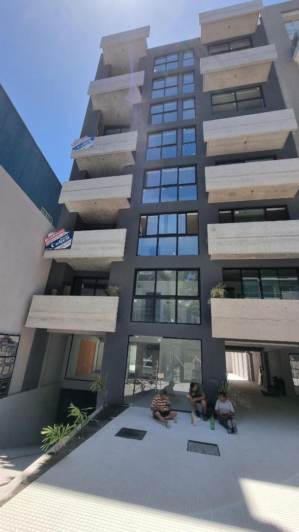 3 AMB. T/DUPLEX  AL FRENTEON TZA PROPIA, JACUZZI Y PILLA