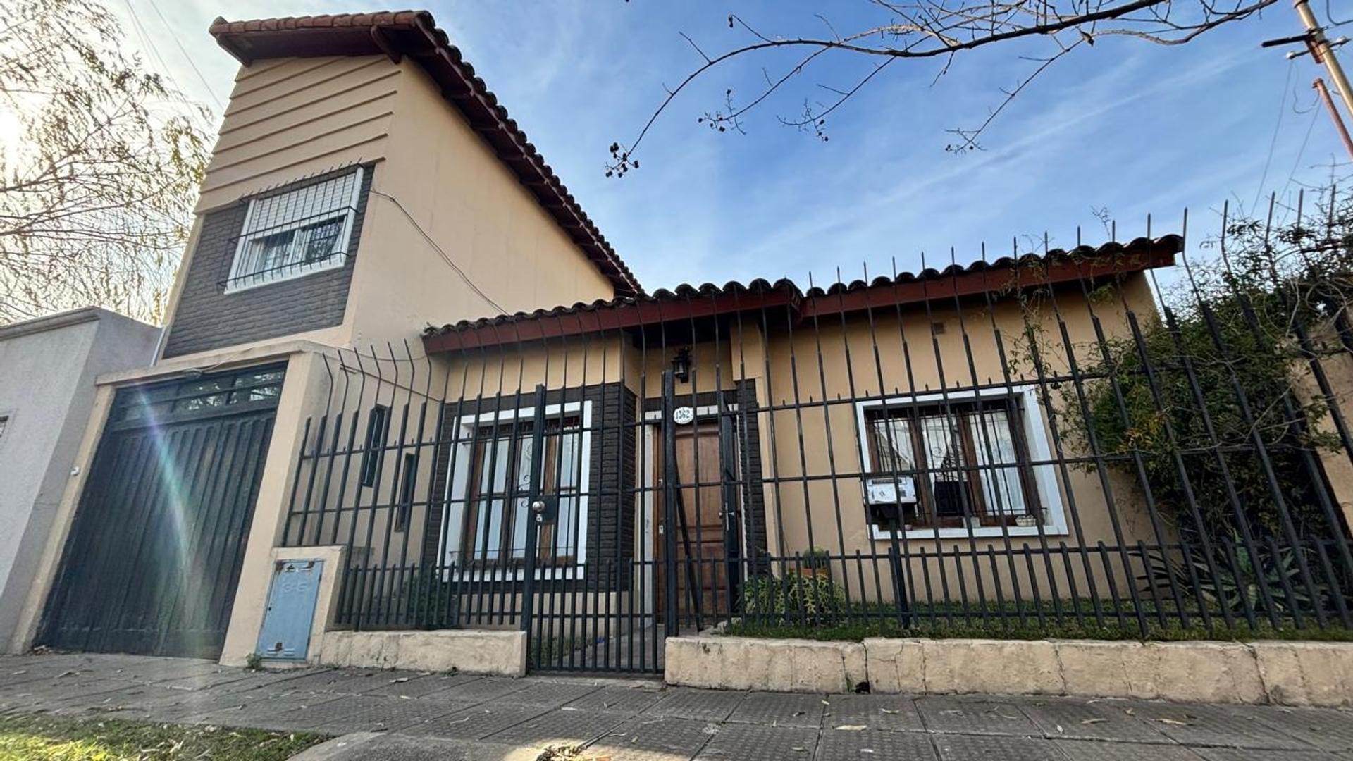 CHALET VERSATIL 2 PLANTAS + VERDE