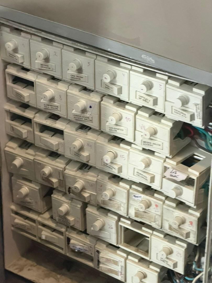 Local en Venta en Retiro, USD 900.000