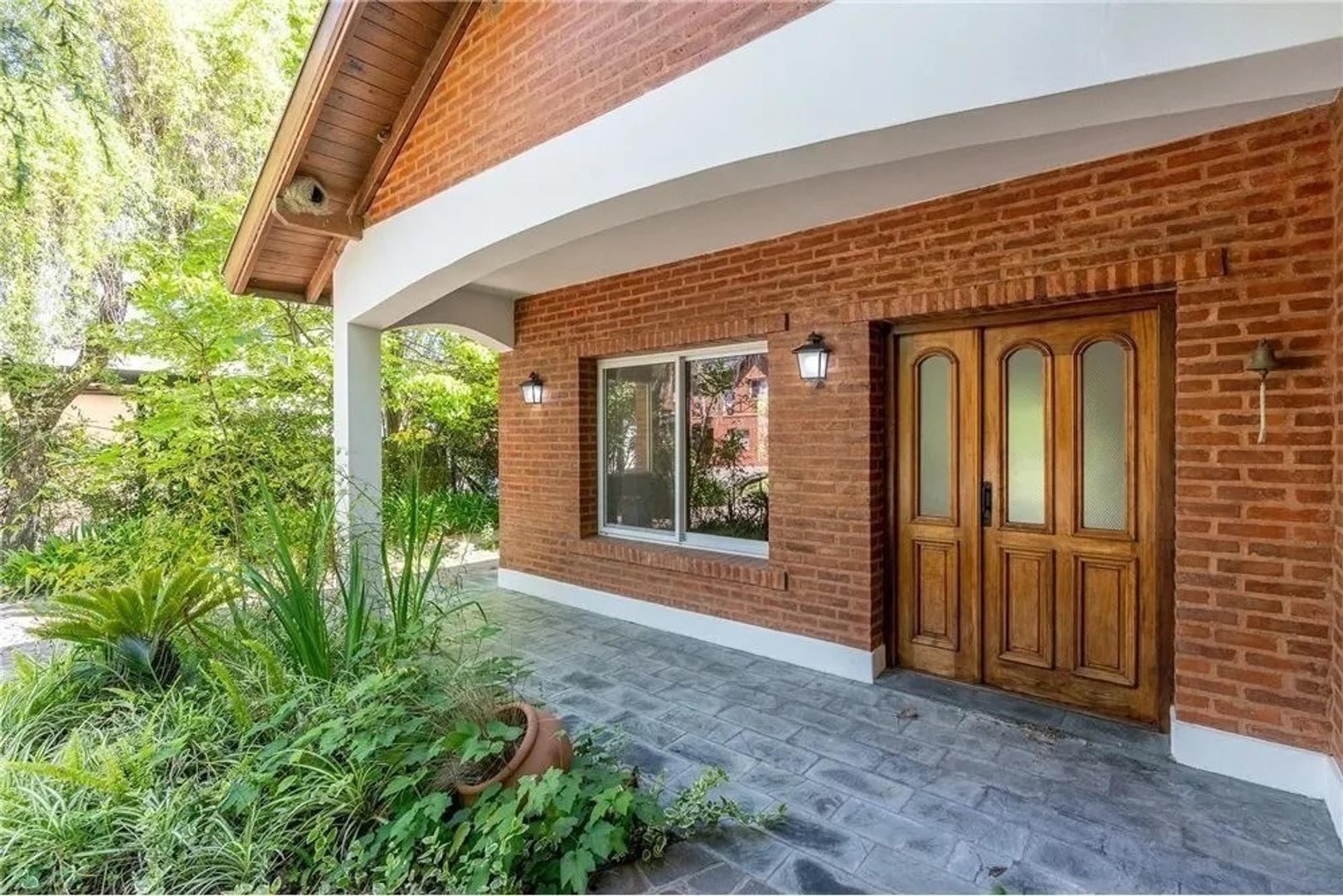 Casa en Venta en Echeverria Del Lago, USD 295.000