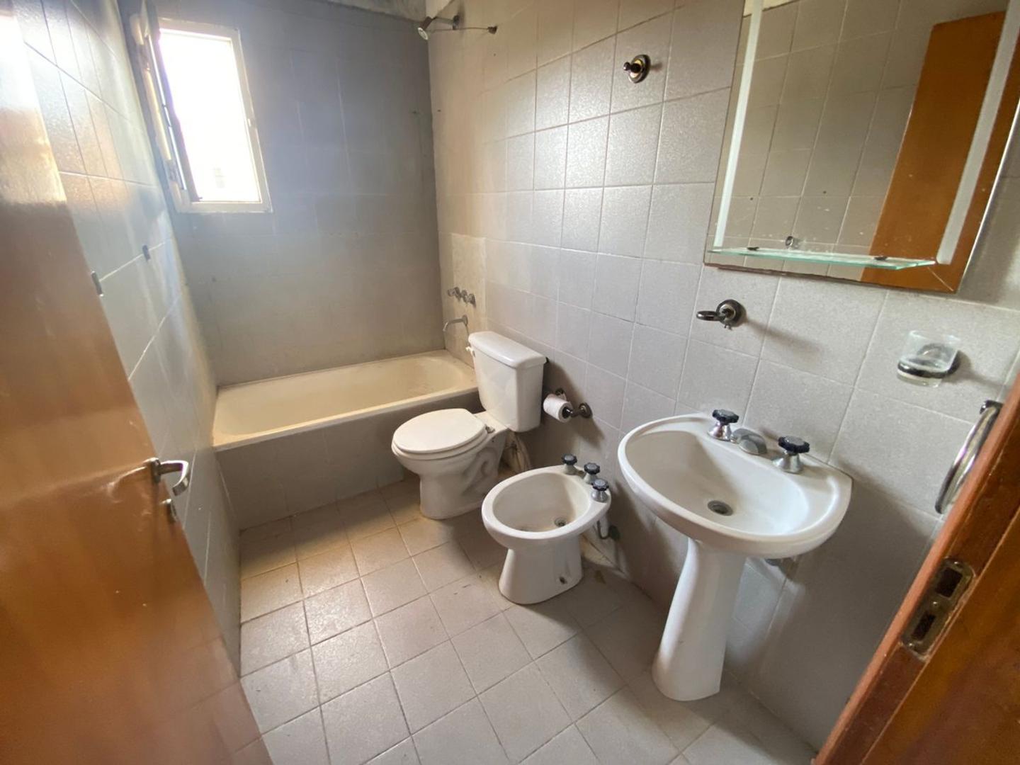 VENTA DUPLEX CASA RANELAGH 3 AMB JARDIN