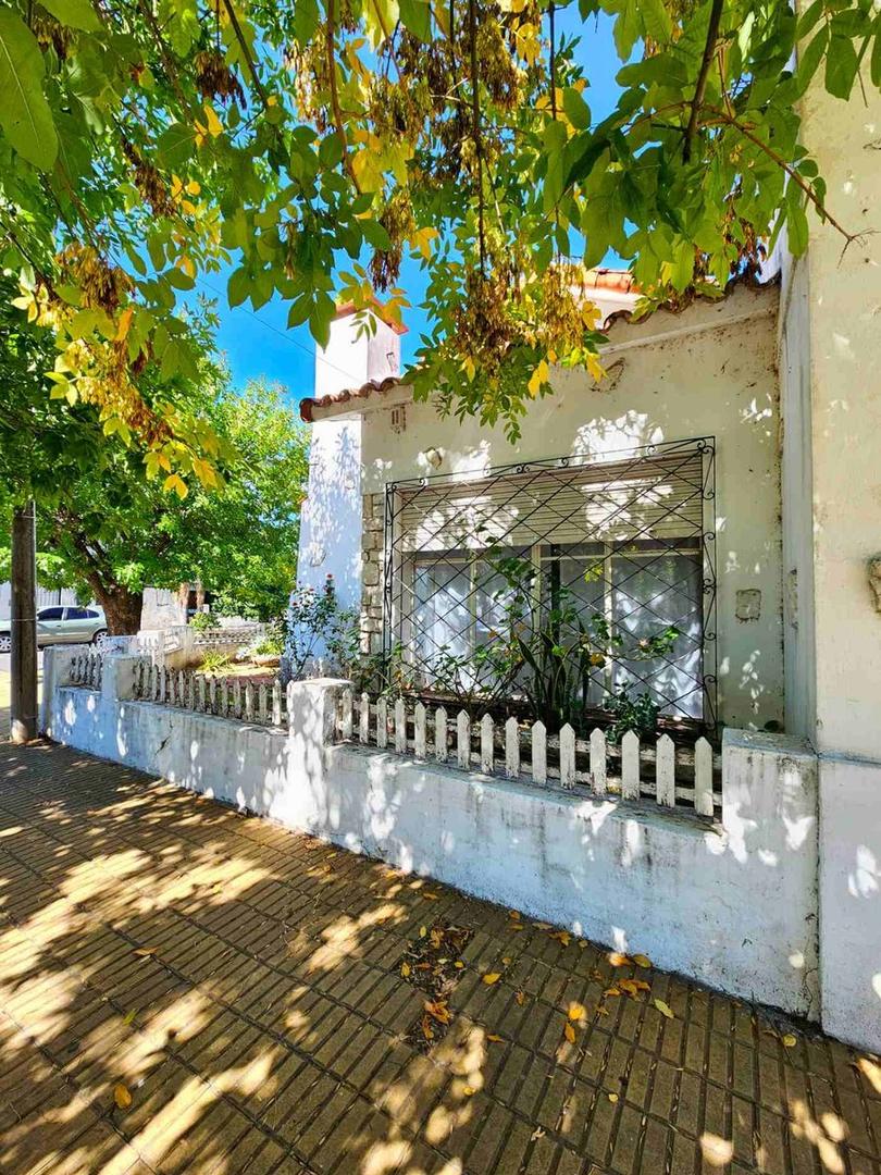 Casa en Venta en San Nicolas De Los Arroyos, USD 110.000