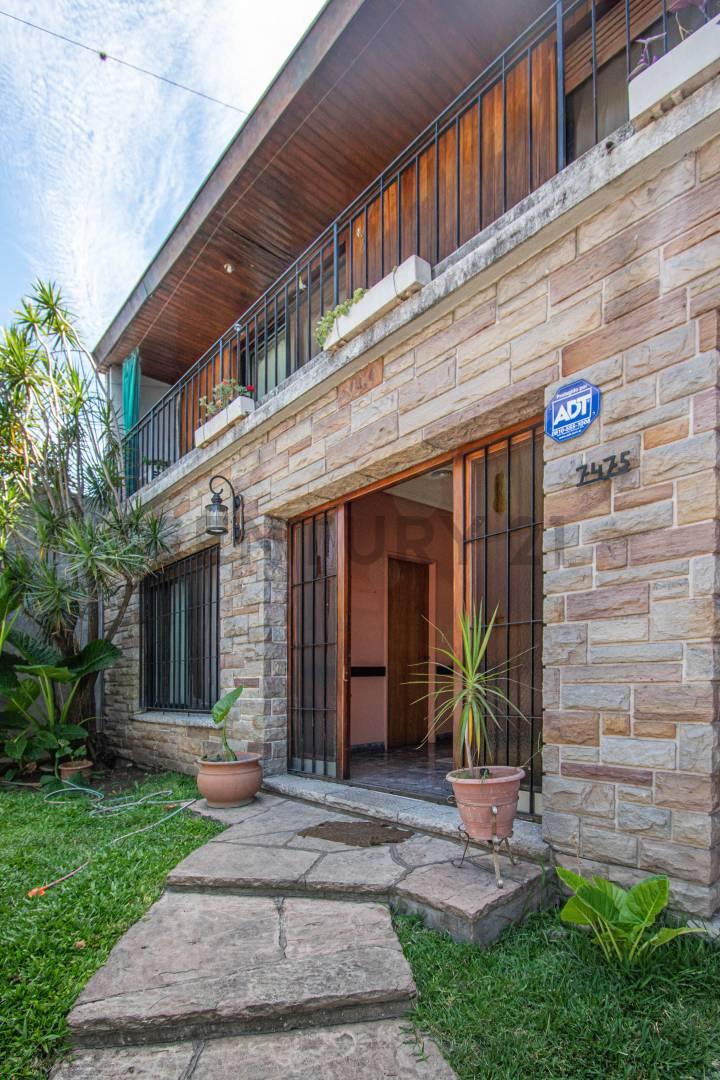 Casa 5 ambientes en venta, José León Suarez, San Martin.