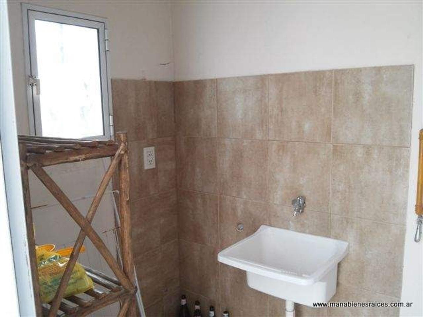 Departamento 3 ambientes con 1 baño