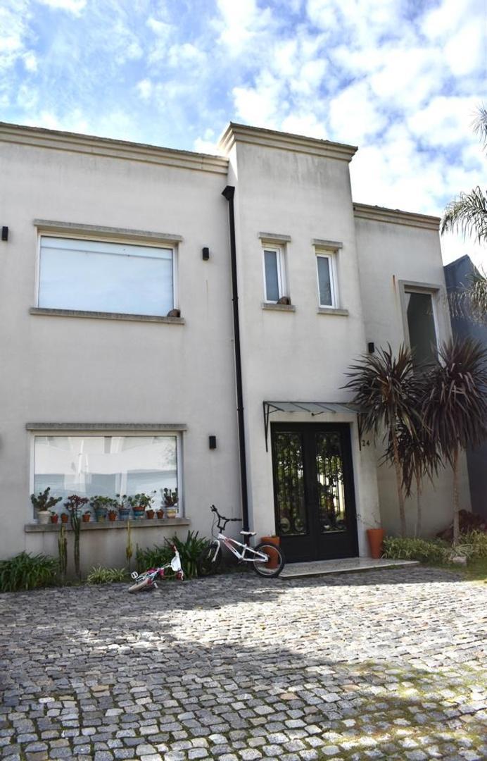 Casa de 4 ambientes en venta en Barrio Hudson Chico