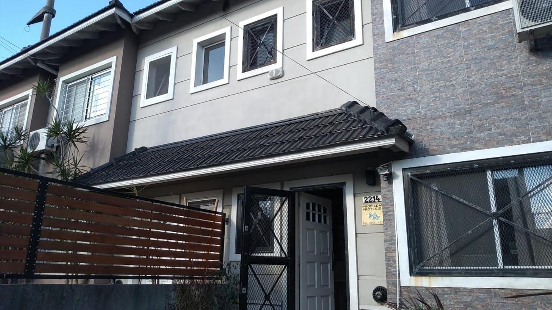 Duplex En Venta En Berazategui Calle 134 2214