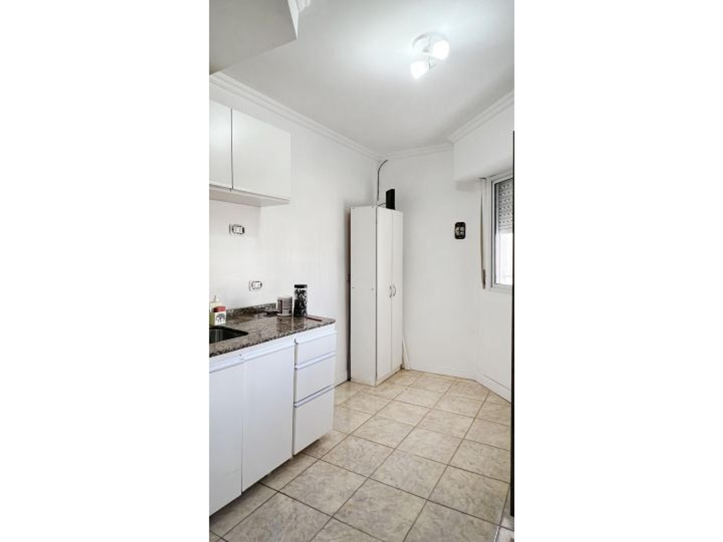 Oficina en Venta con 1 cochera