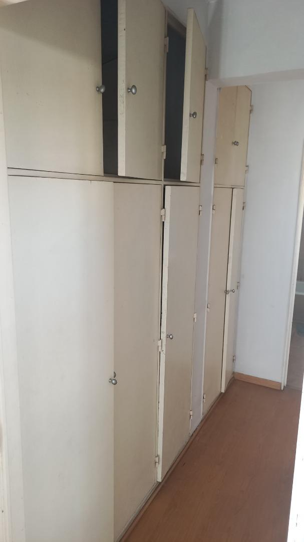 Muy buen 2 amb sobre av Nazca, zona comercial flores