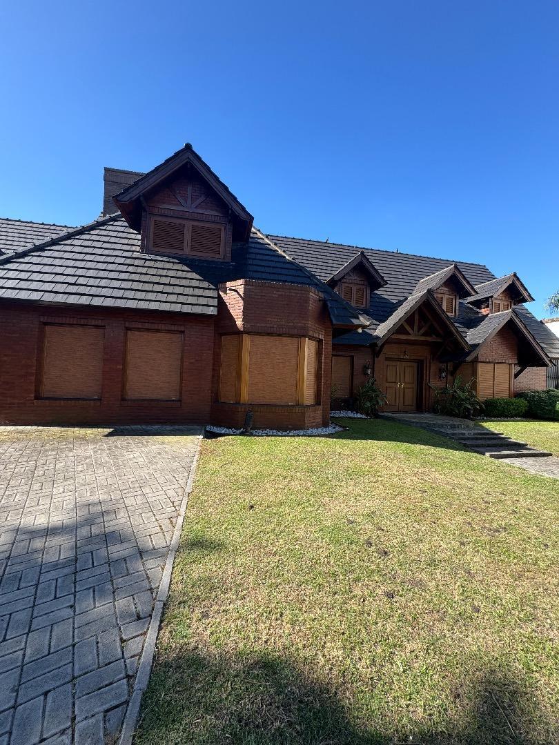 Casa en venta Emilio Mitre 700. Villa Sarmiento