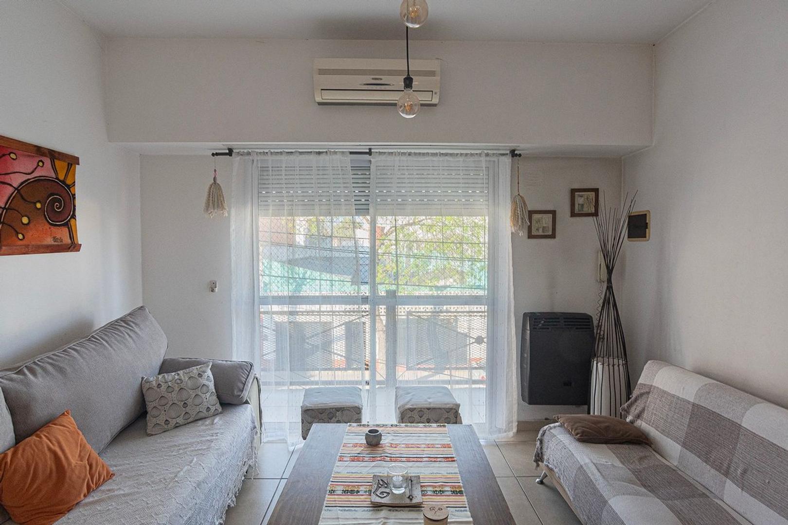 Depto Tipo Casa en Venta de 2 dormitorios