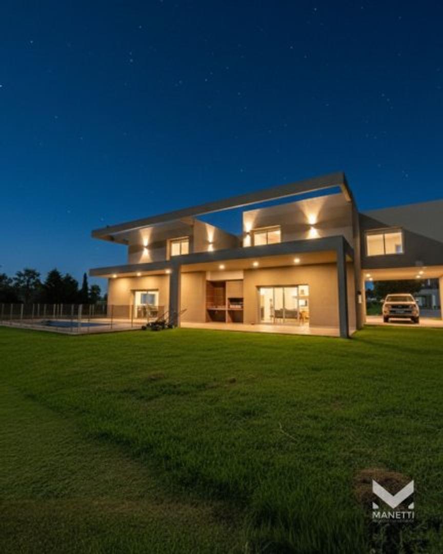 Casa 5 ambientes en La Providencia Resort y Country club, Canning