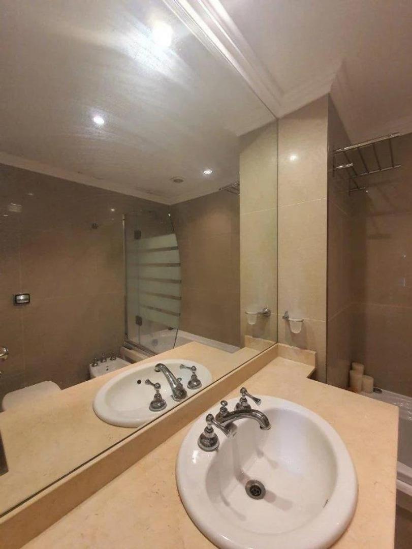 Departamento en Alquiler Temporal con 1 cocheras