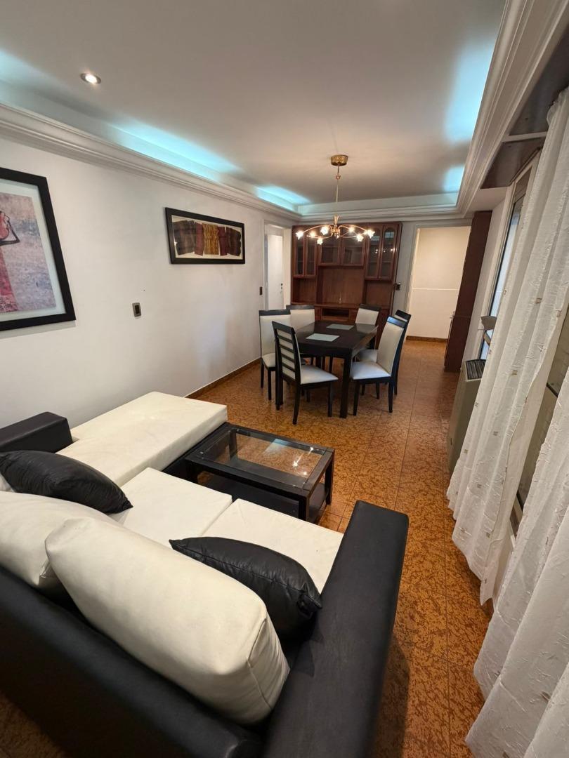 DEPARTAMENTO 3 AMB C/ DEPENDENCIA AL FRENTE ZONA CENTRO