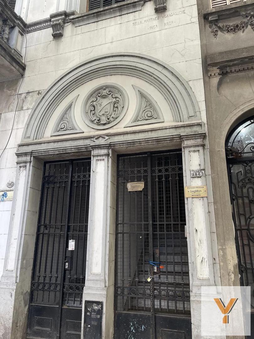 Depto Tipo Casa en Alquiler de 6 ambientes