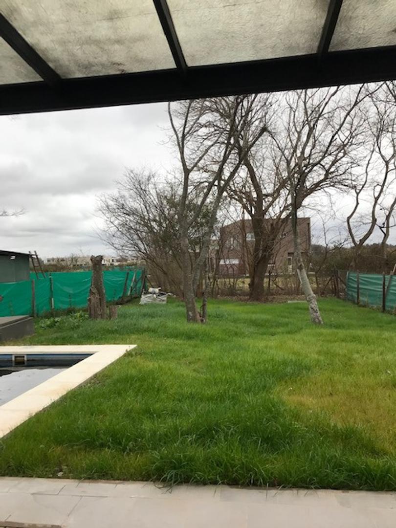 Casa en Venta en Pilar del Este - Santa Elena, USD 240.000