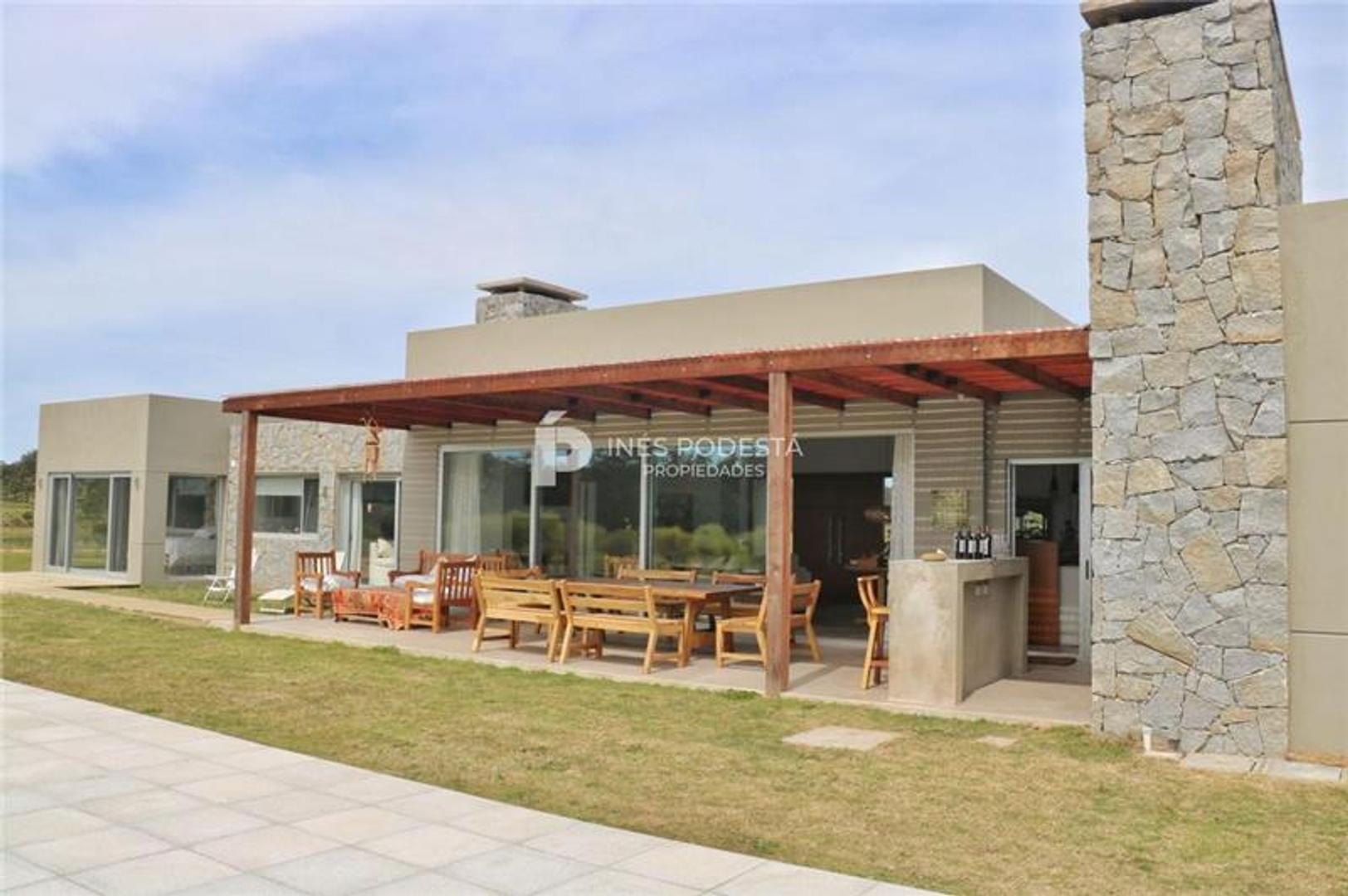 CASAS - CASA - MANANTIALES