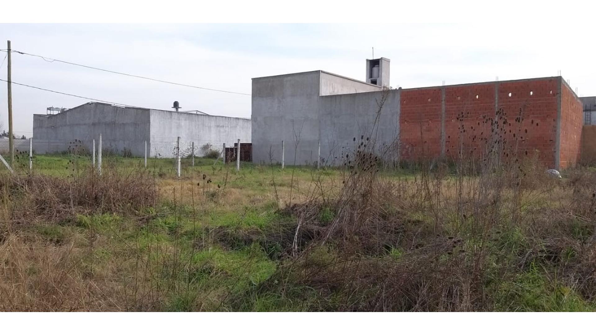 Venta de lote Paso del Rey cerca del centro ,Lucia de Rueda