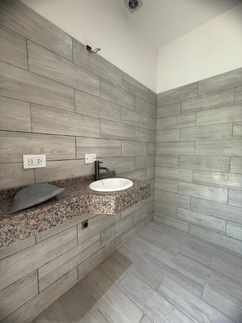 Casa en Venta al Este