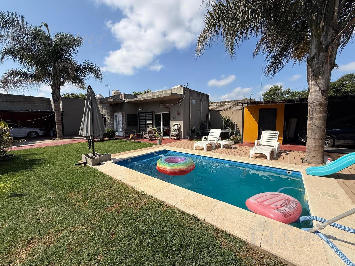 Casa 3 Ambientes En Venta - Francisco Alvarez, Moreno