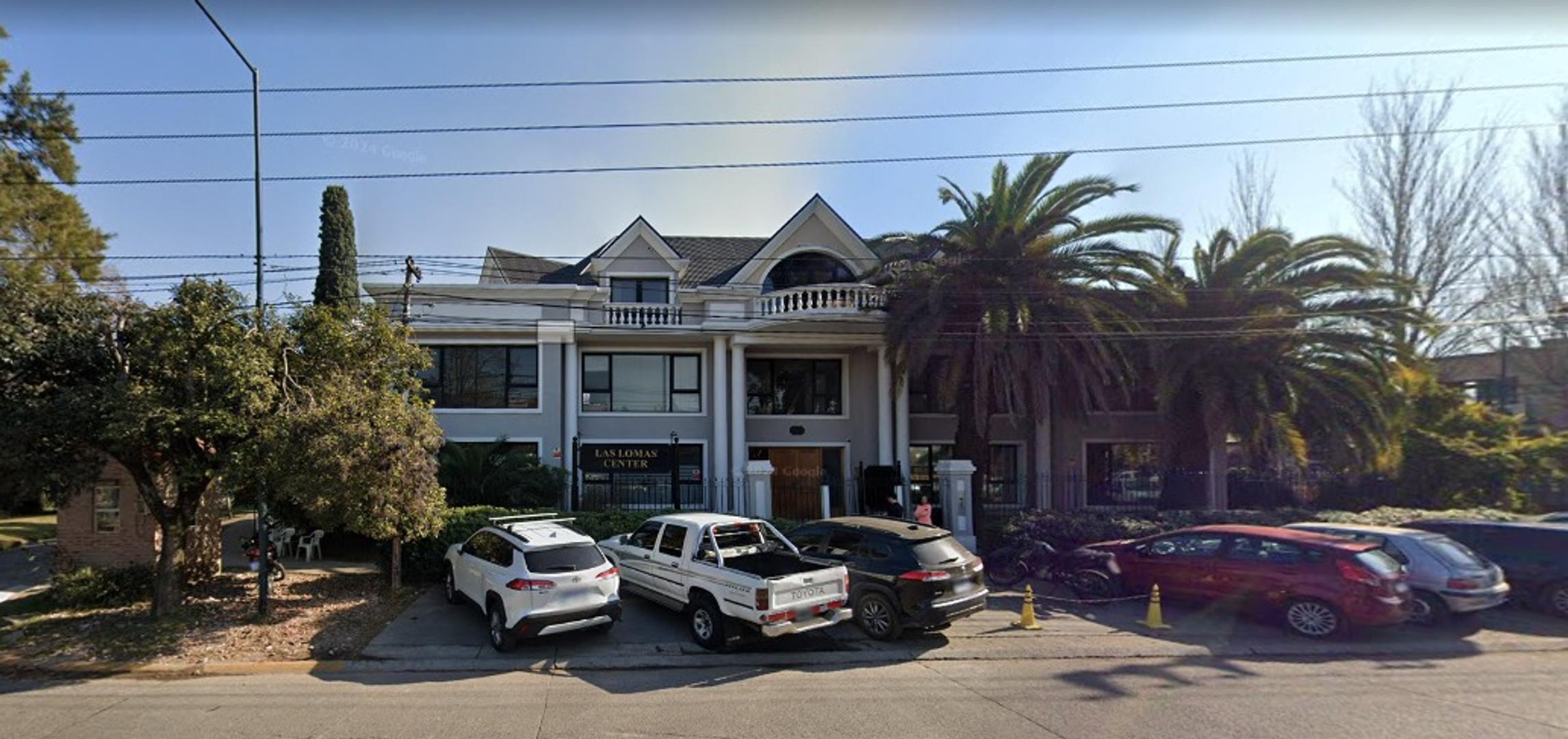 Oficina 135m² - c/ Cocheras cubiertas - SAN ISIDRO