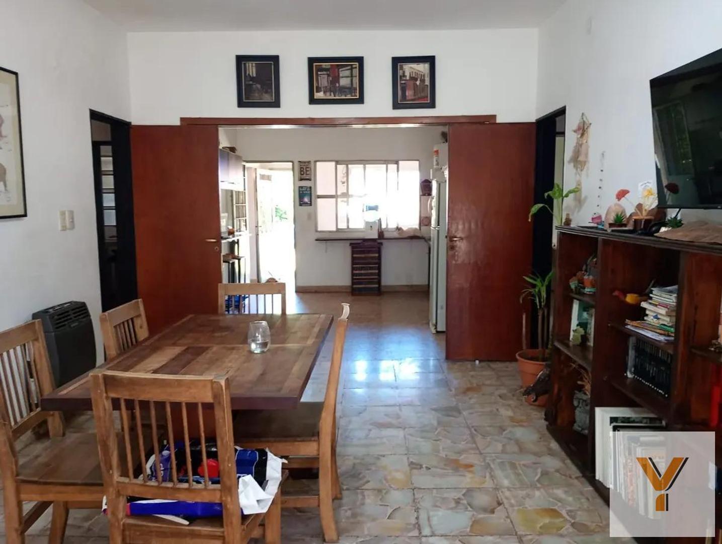 Casa en venta - 4 Dormitorios 2 Baños - General Las Heras