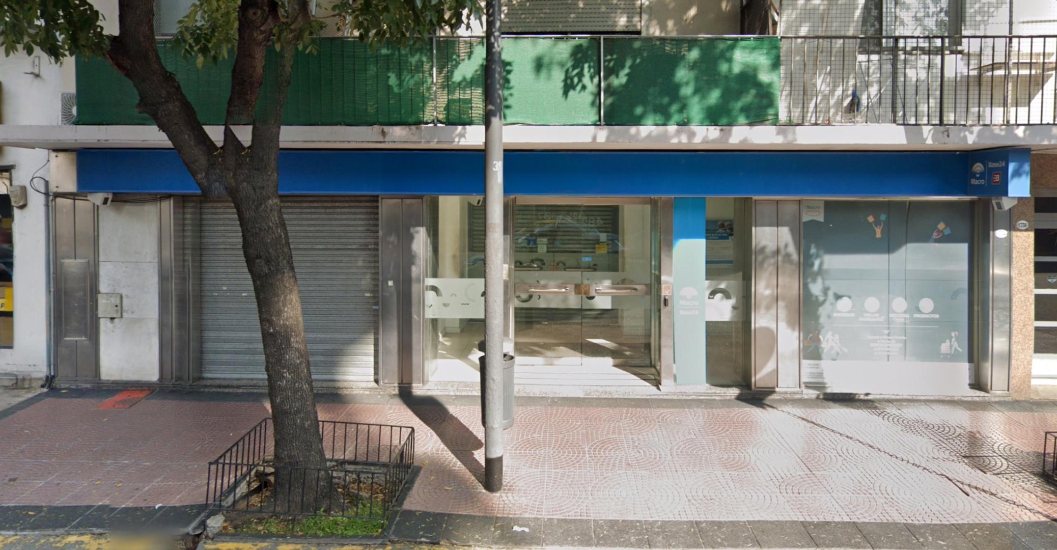 Excelente local bajo propiedad horizontal