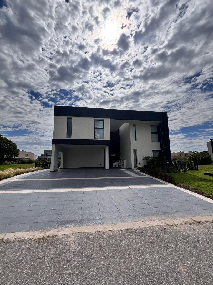 Casa en venta - Greenville Polo & Resort