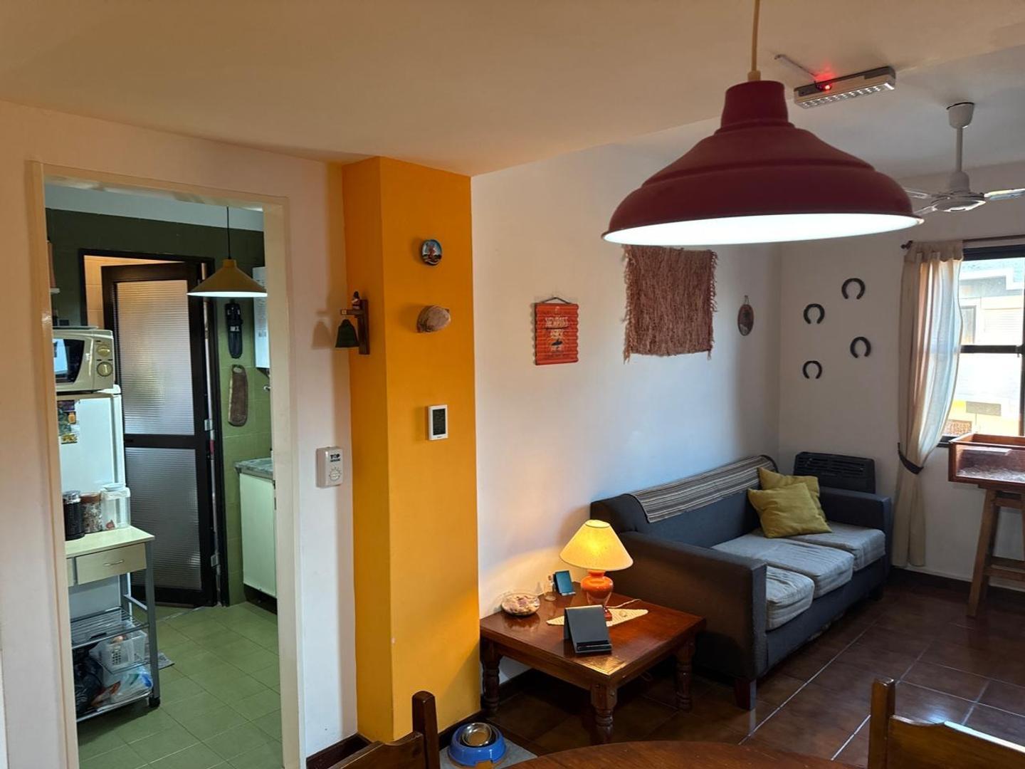 Departamento 2 ambientes con 1 baño