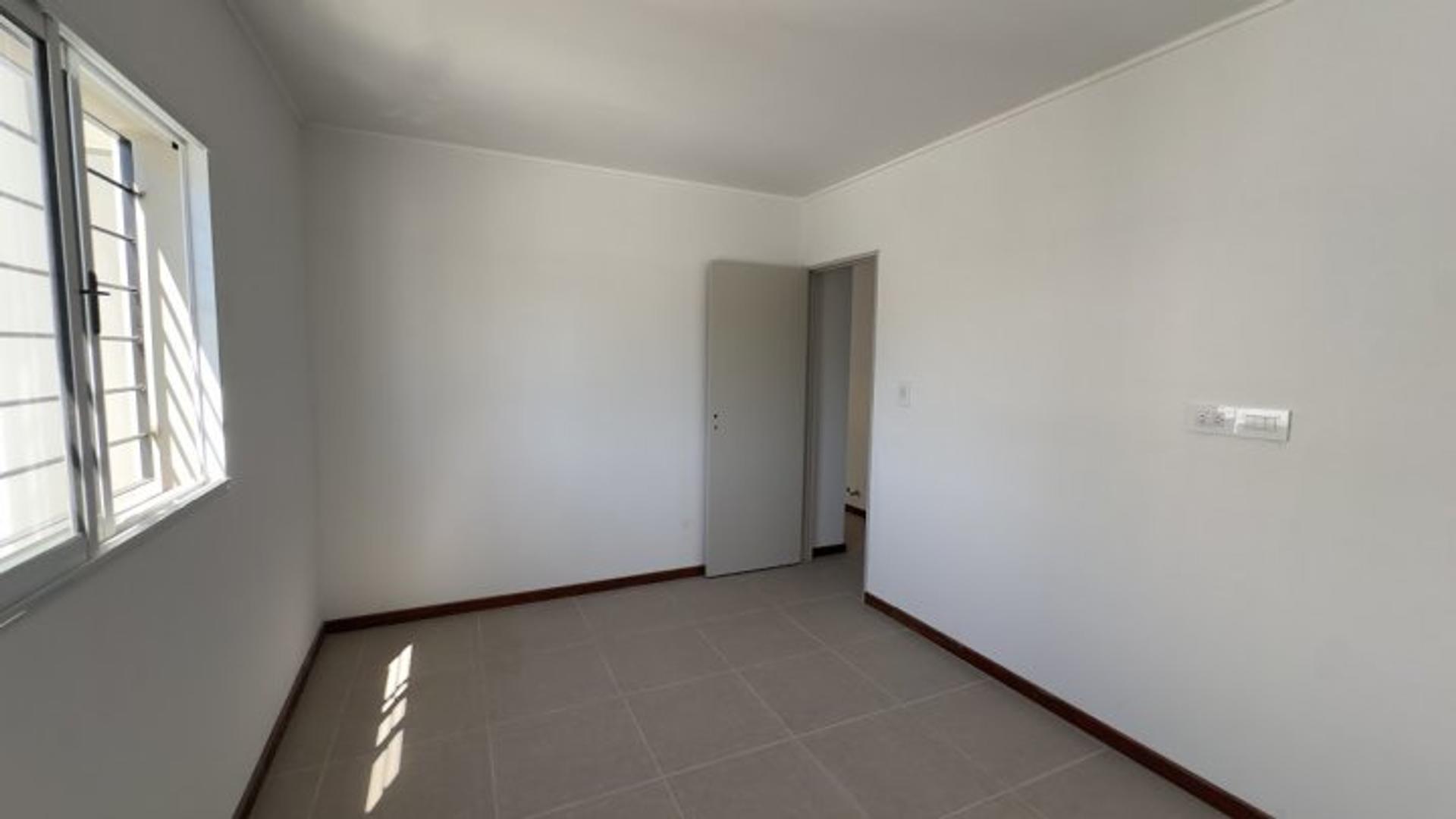 Departamento en Venta en Granadero Baigorria, USD 65.000