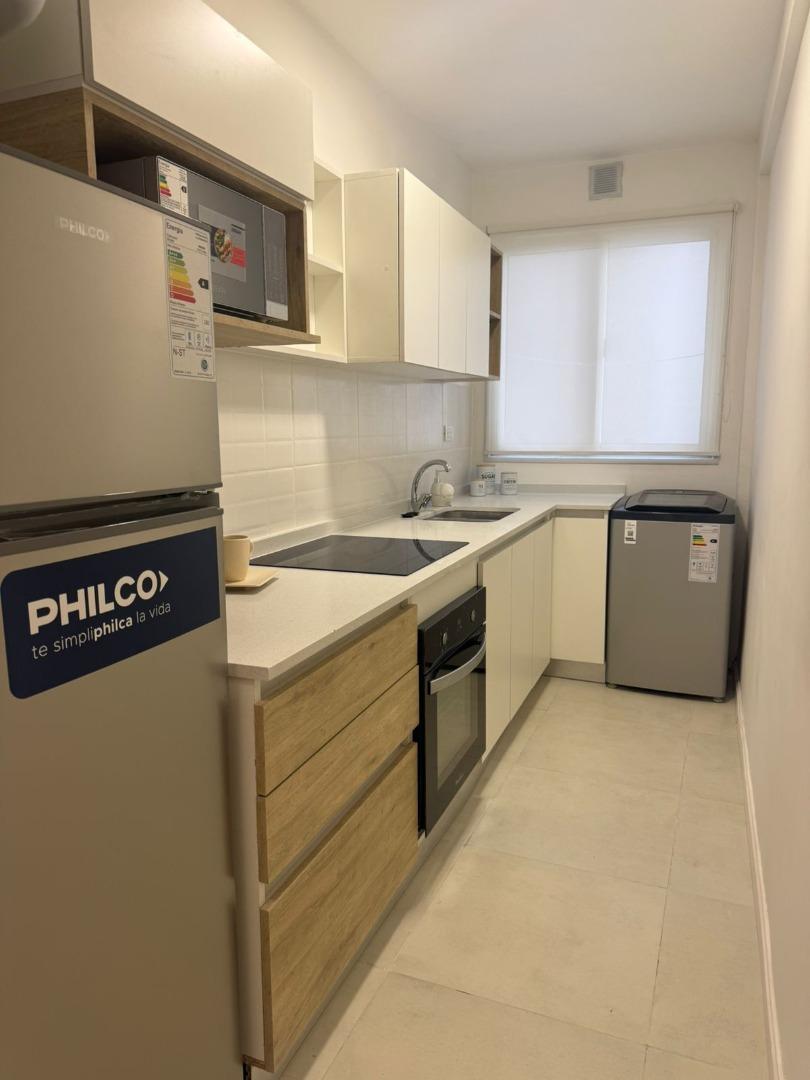 Hermoso departamento reciclado a nuevo y equipado.