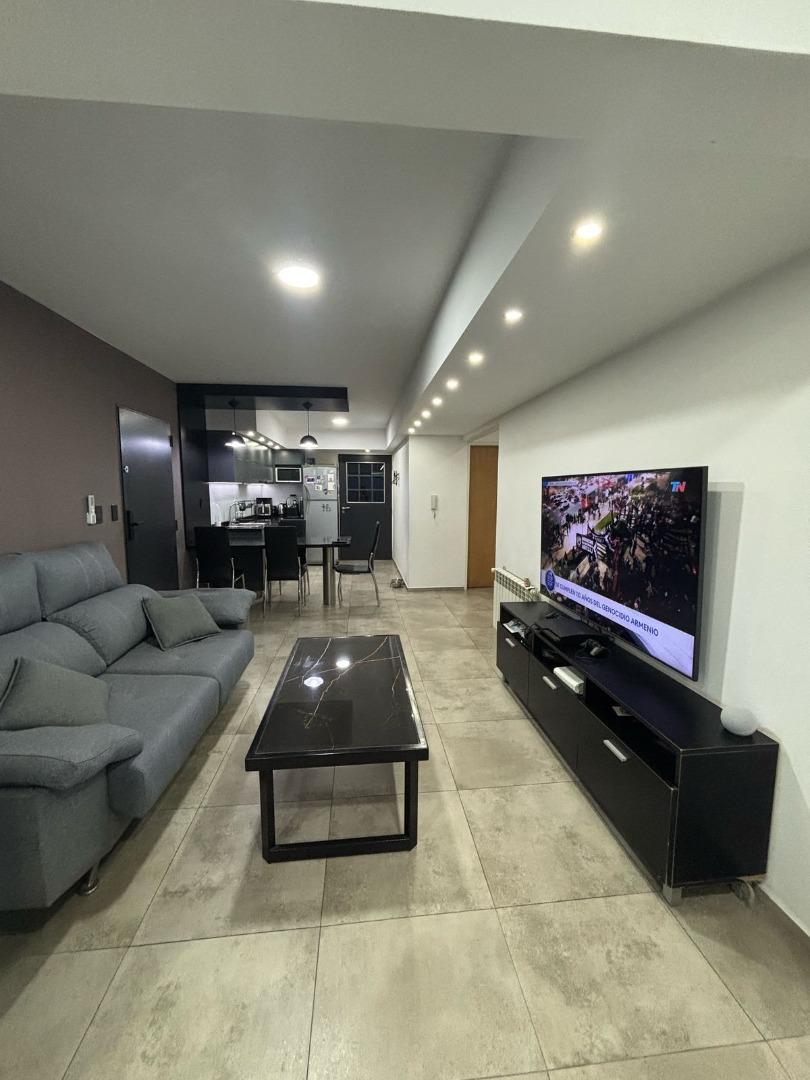 Venta excelente Depto. 3 Amb. en Moron