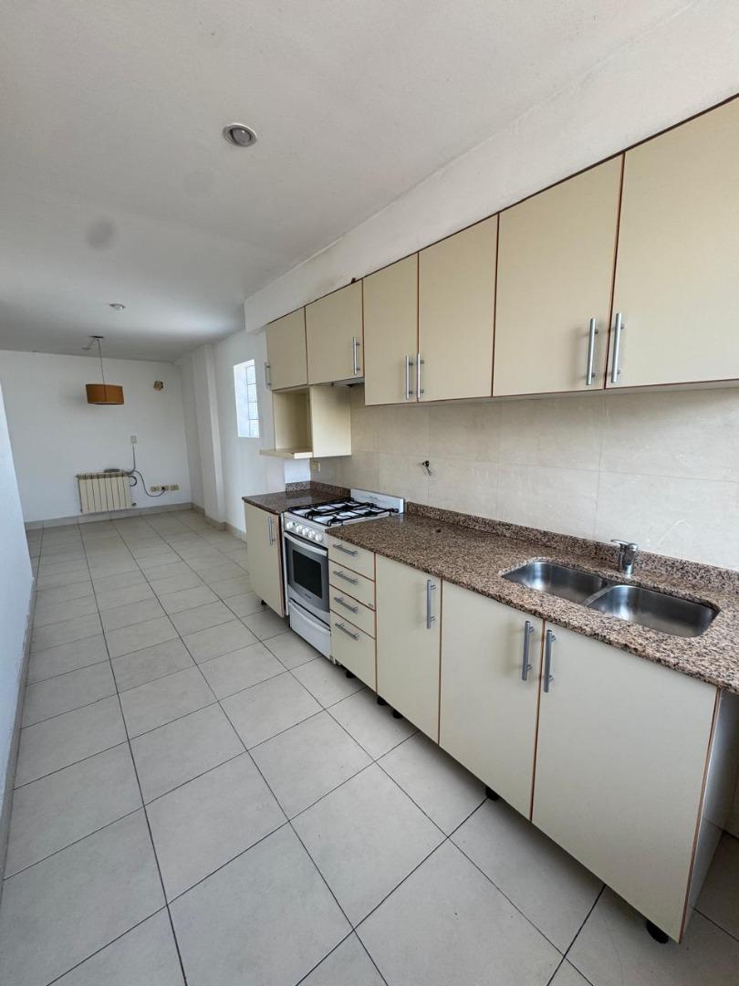 Departamento en Alquiler de 3 ambientes