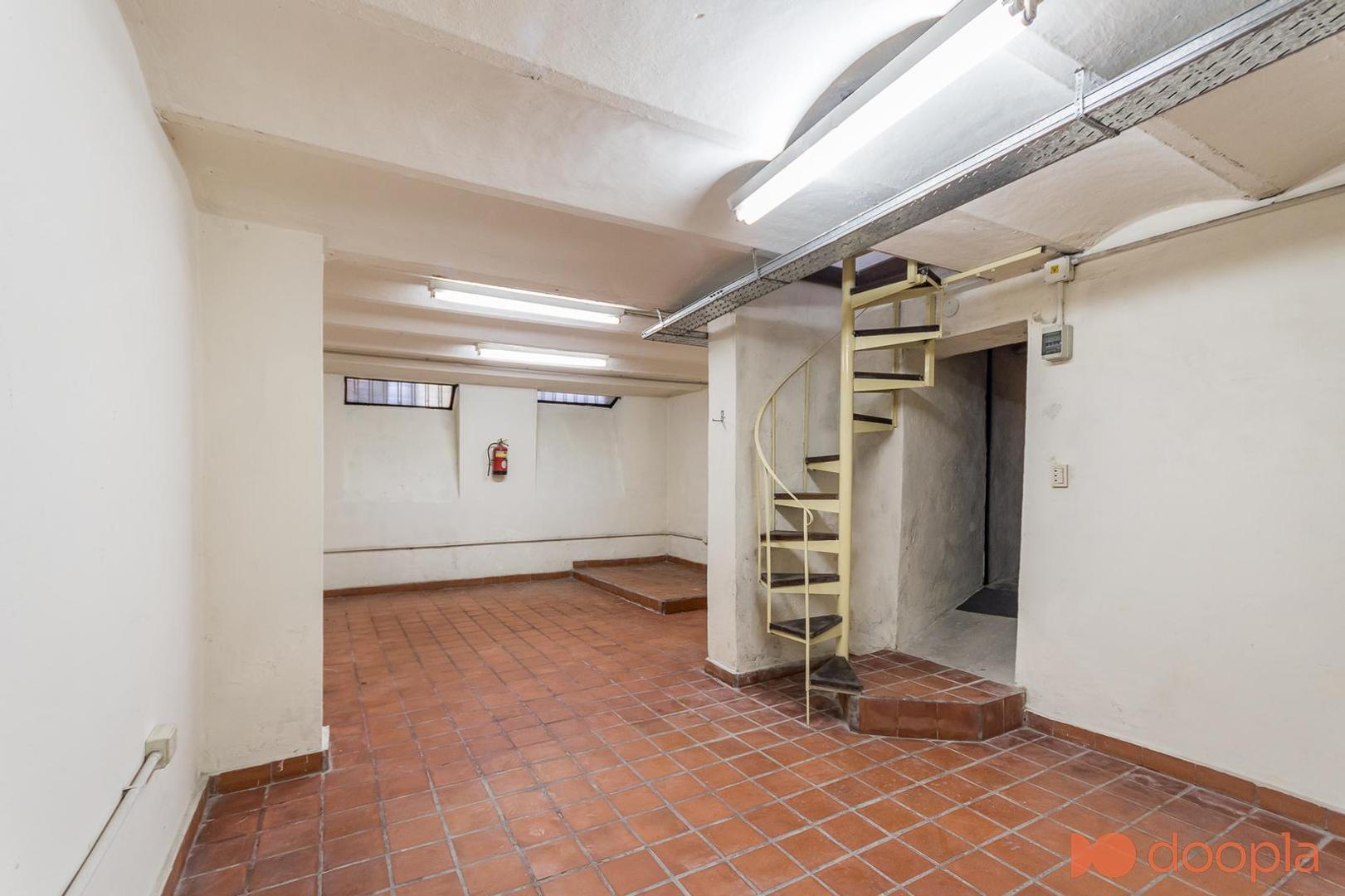 Depto Tipo Casa 6 ambientes con 2 baños