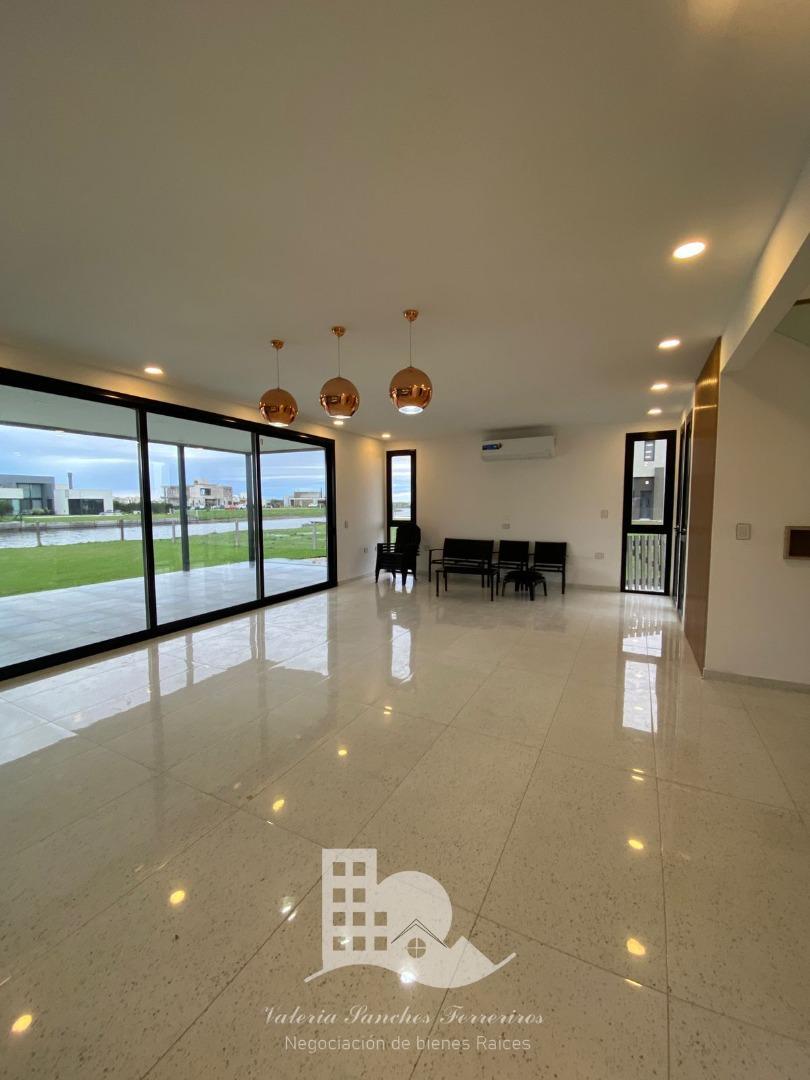 Casa en Venta en Pueblos Del Plata - Sebastian Gaboto, USD 420.000