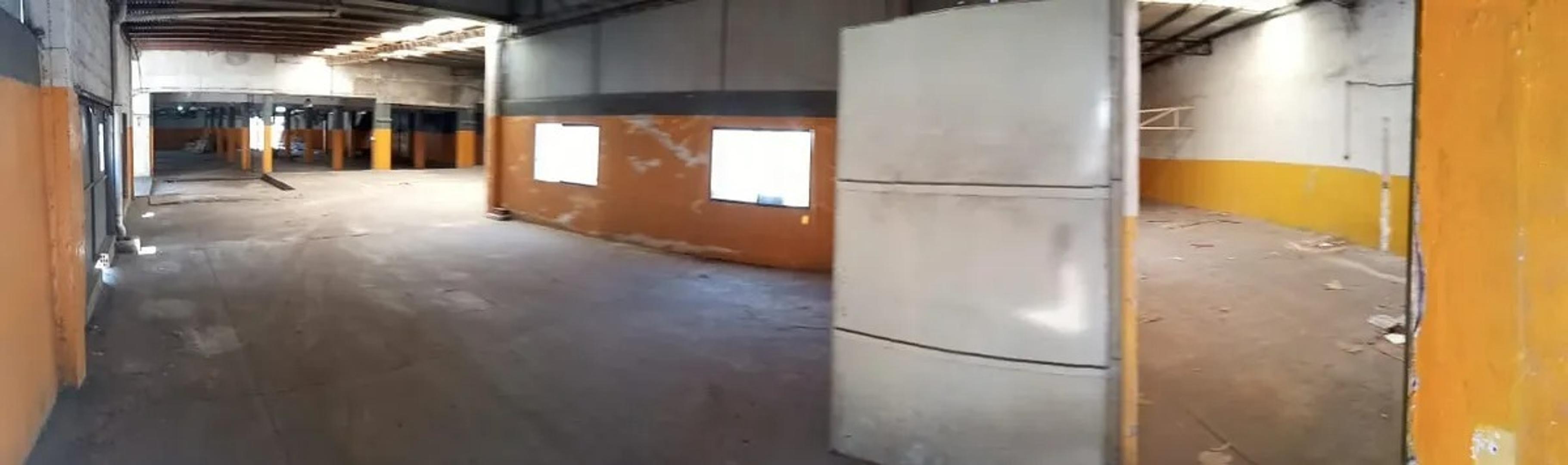 Galpon en Alquiler en Pompeya, $ 8.900.000