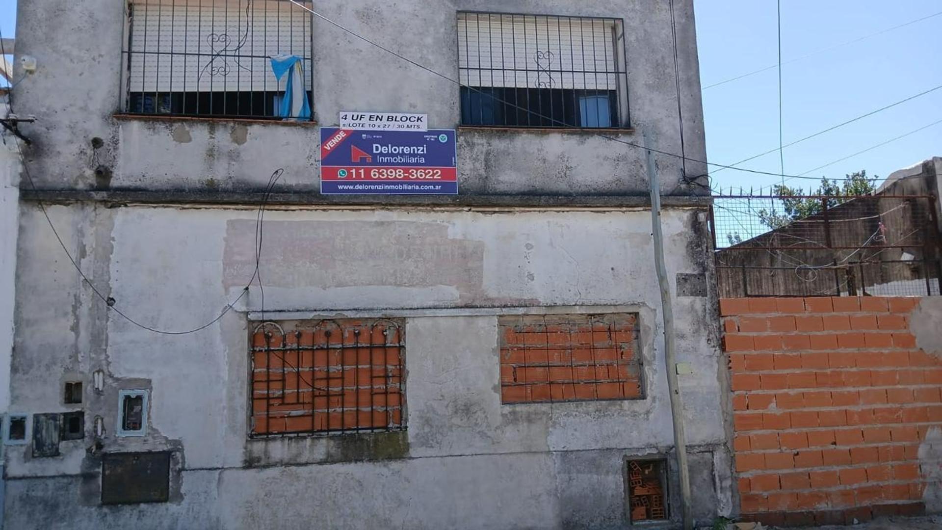 4 PH EN BLOCK SOBRE LOTE 10 X 30 MTS.