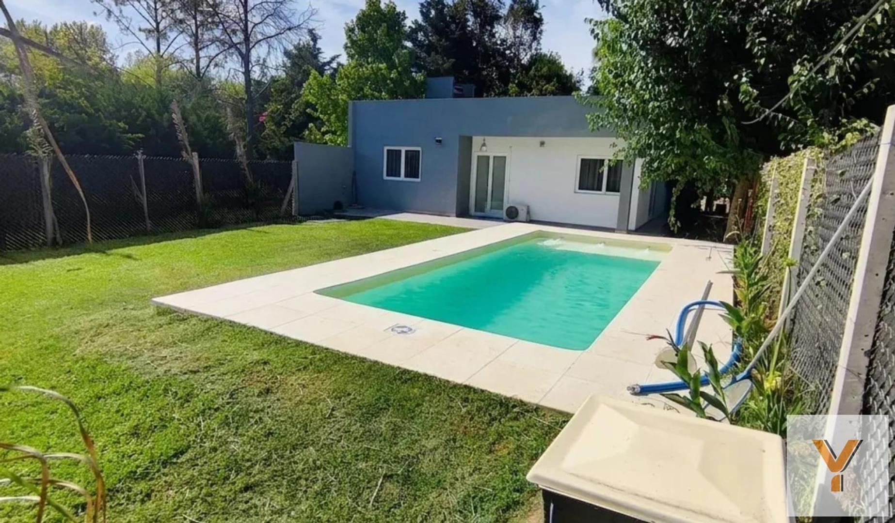 Casa en Alquiler - 2 Dormitorios 2 Baños - 360mts - Berazategui