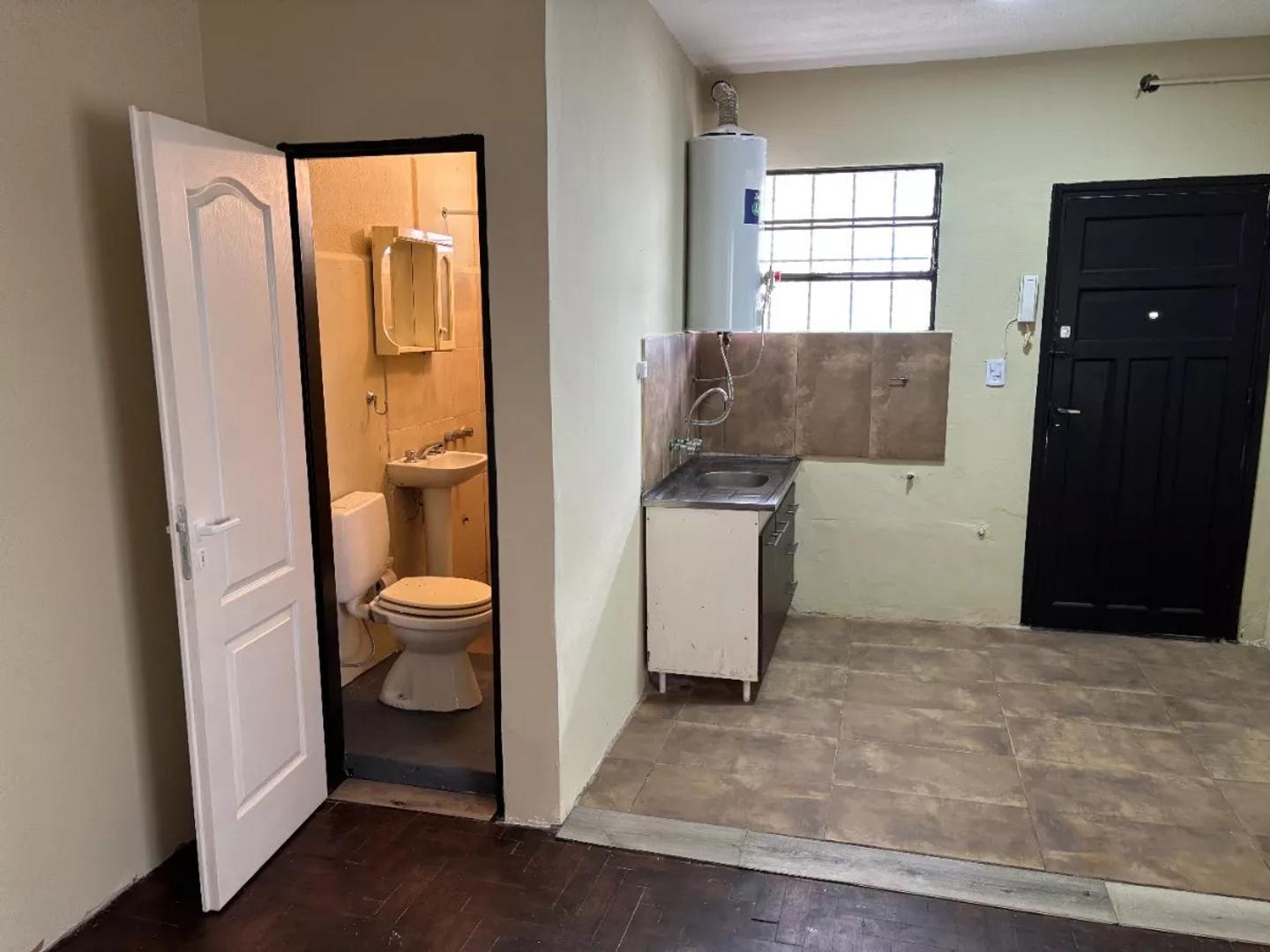 Departamento en Venta en Ezpeleta Este, USD 35.000