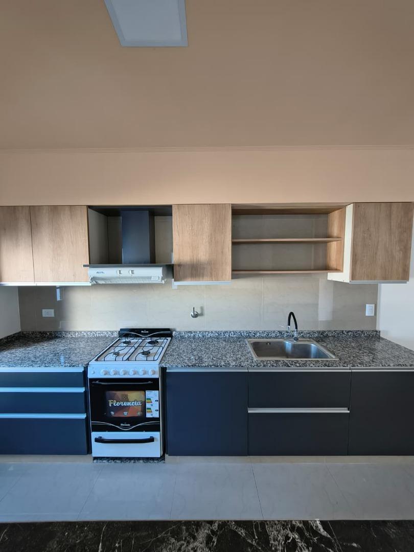 Venta de casa en Villa Udaondo - Parque Leloir