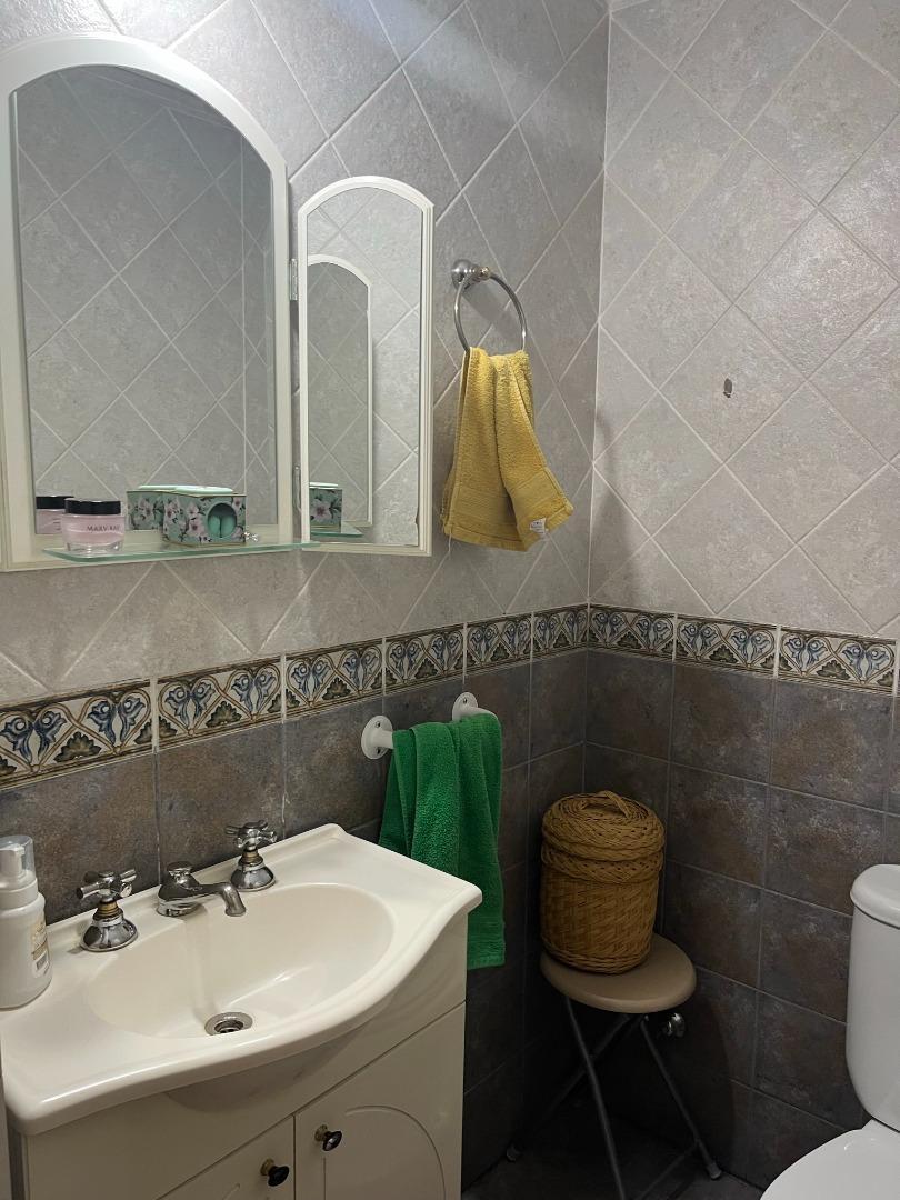 Adrogue chalet gran calidad constructiva excelente ubicacion