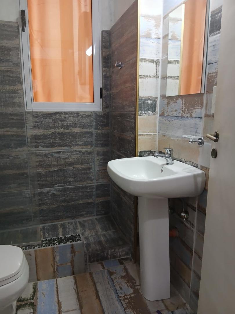 Depto Tipo Casa en Venta 50 años