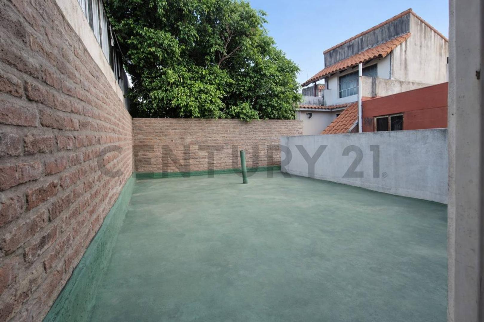 Departamento en Venta en Bernal Oeste, USD 60.000