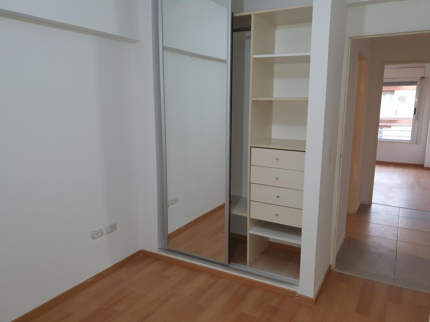 Departamento en Venta en Villa Urquiza, USD 161.000