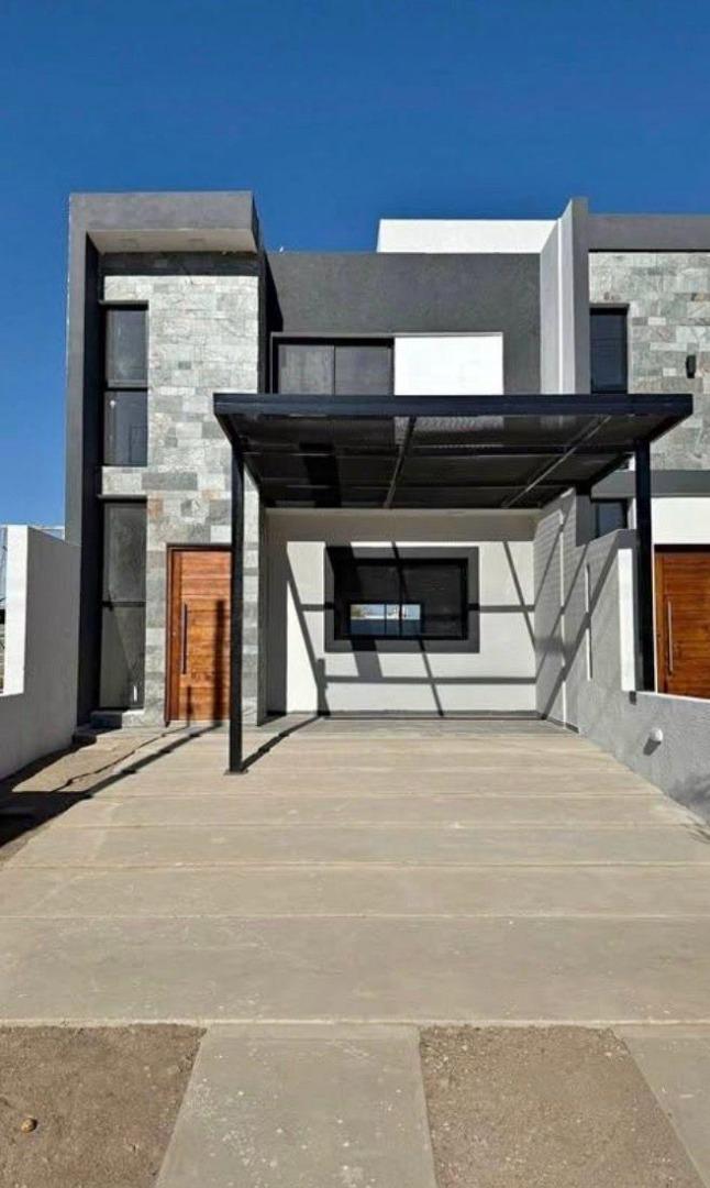 VENTA DUPLEX 2 DORM. EN DOCTA