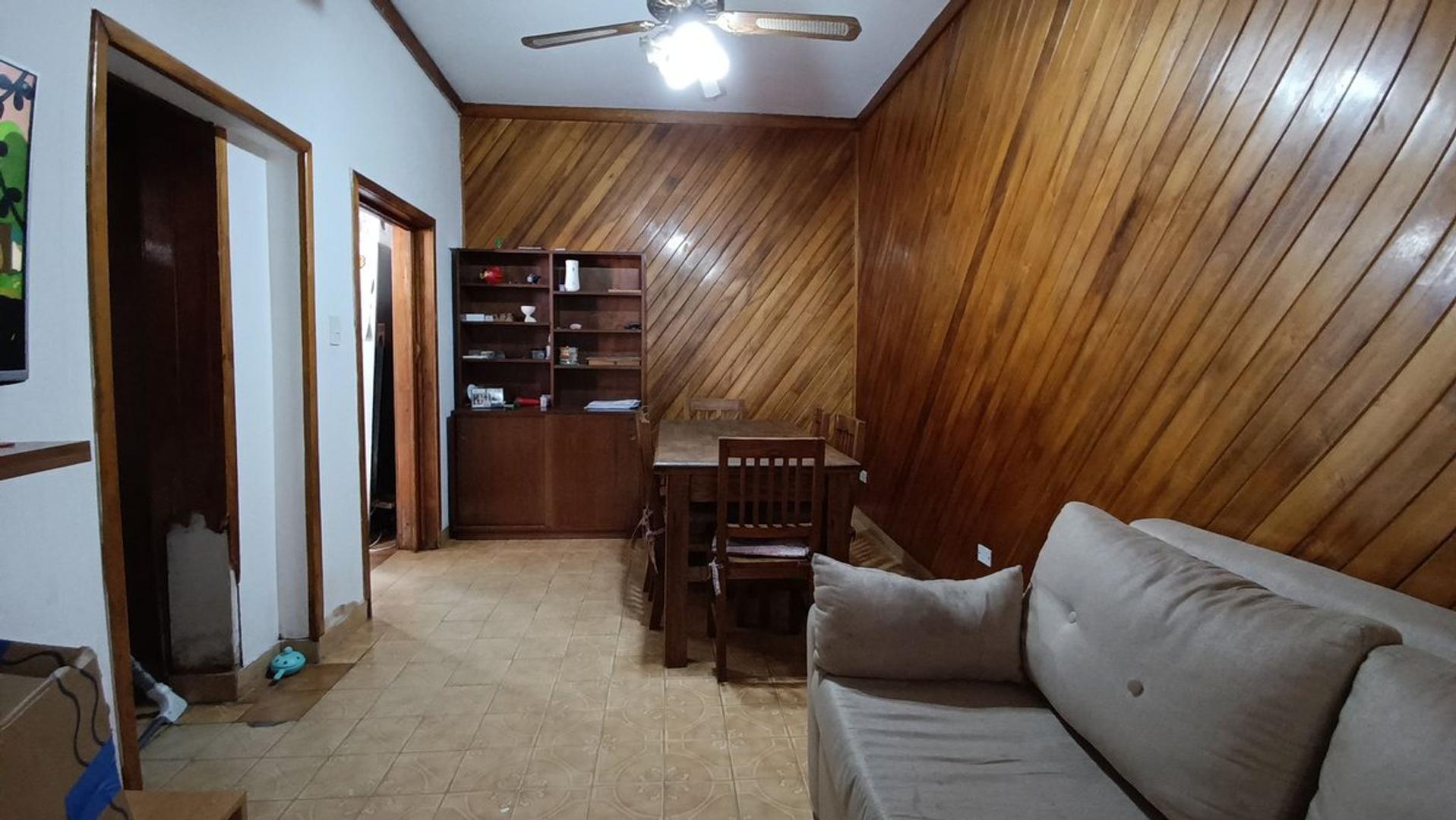 Depto Tipo Casa en Venta en Villa Dominico, USD 49.000