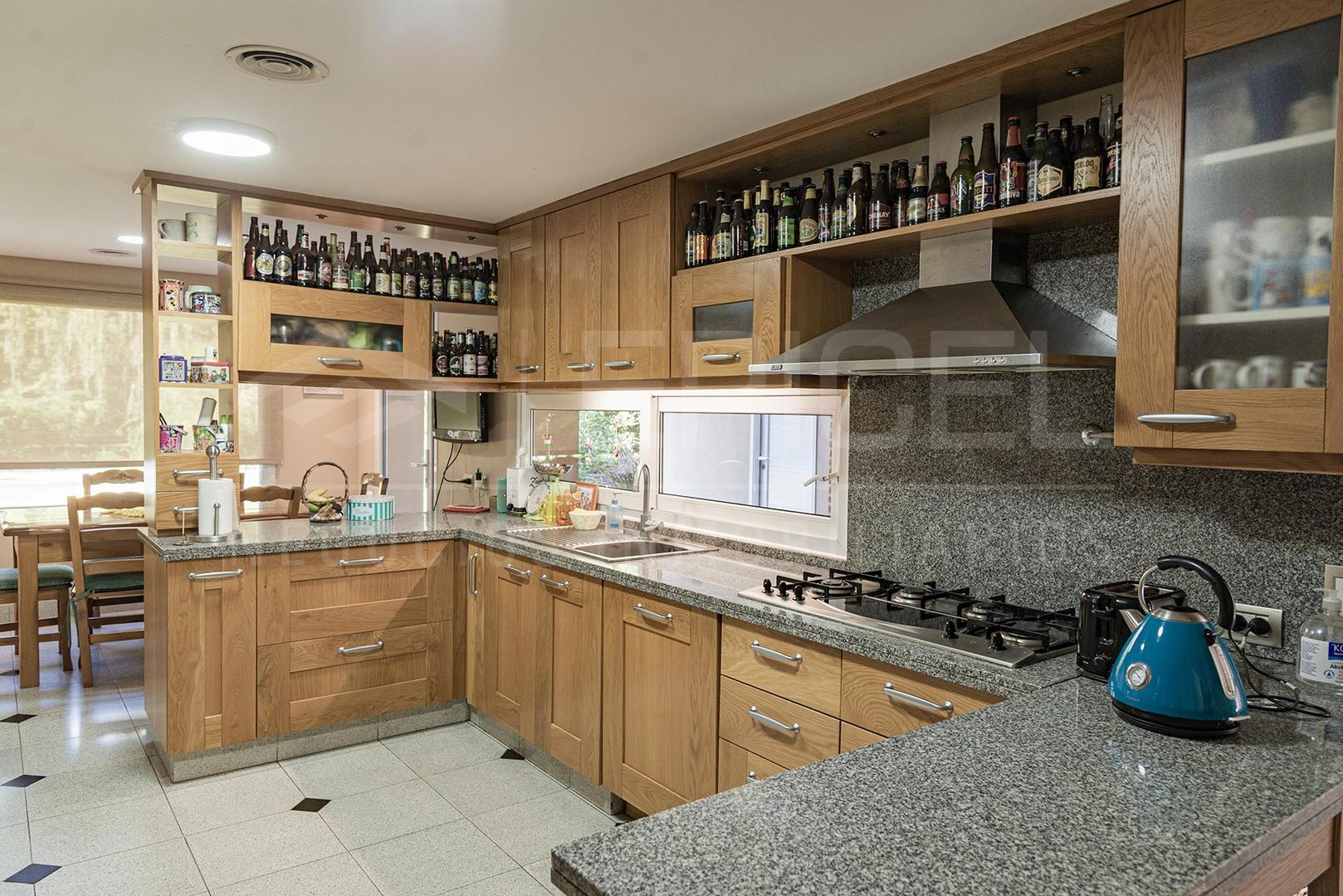 Excelente casa en venta - St. Thomas Sur-Canning