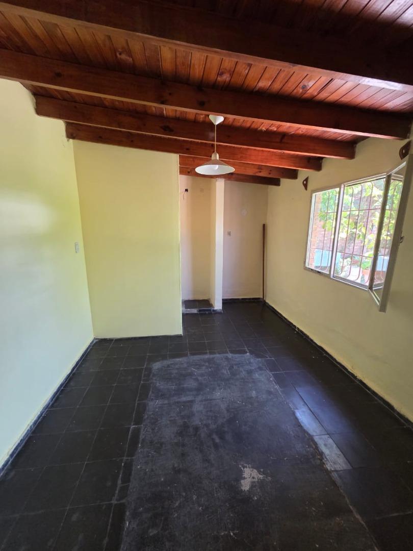 Departamento en Alquiler en Villa Hipodromo, $ 350.000