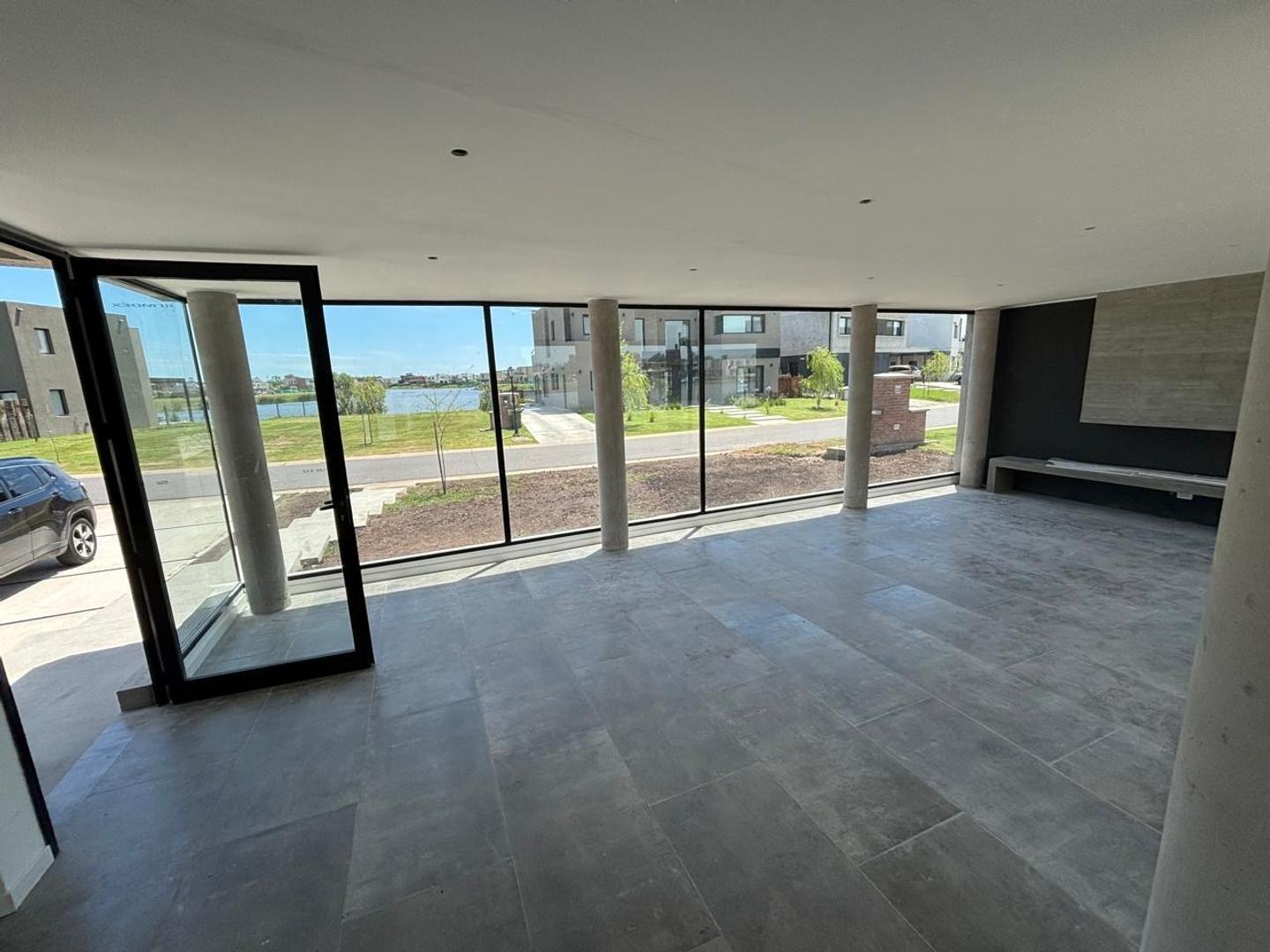 Casa en Venta en Santa Ana, USD 480.000